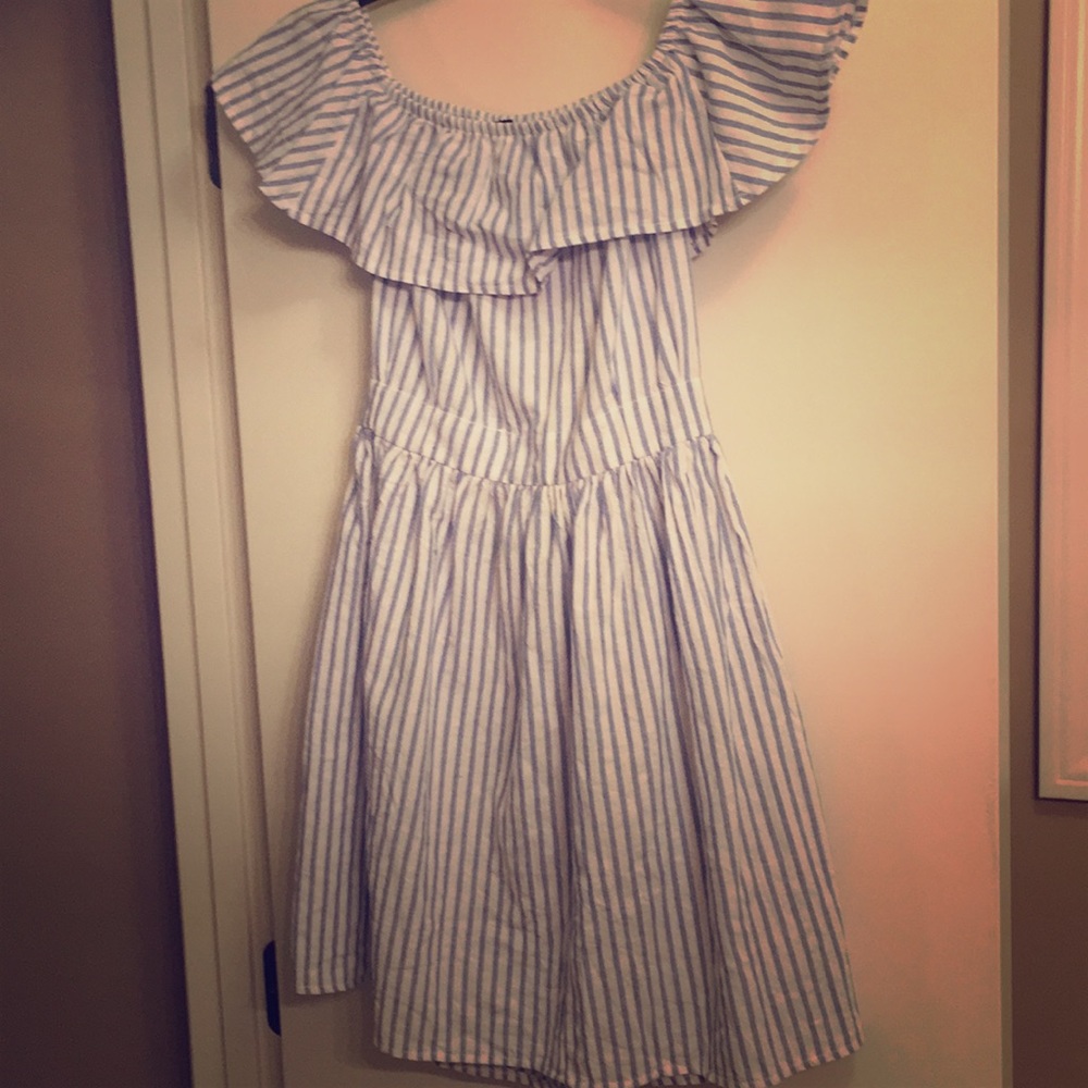 Junior dress